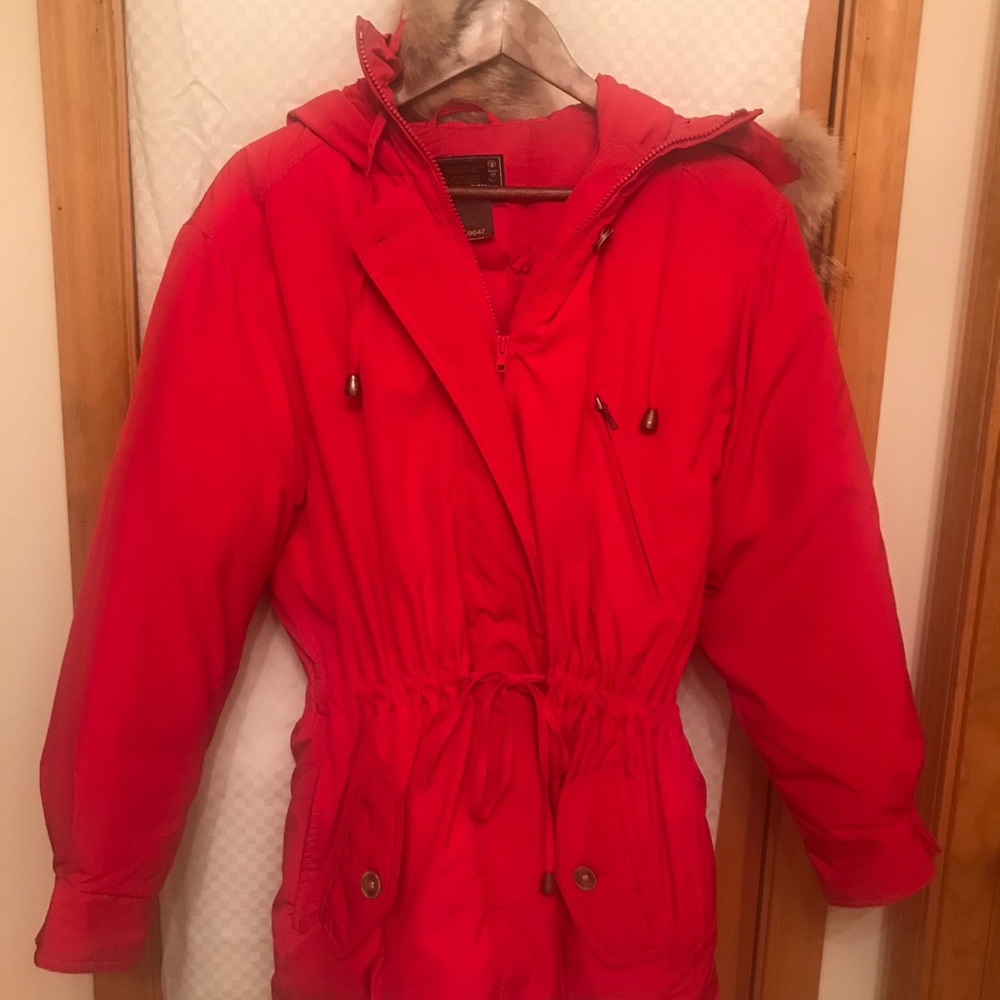 Eddie Bauer Goose down/with coyote fur on hood